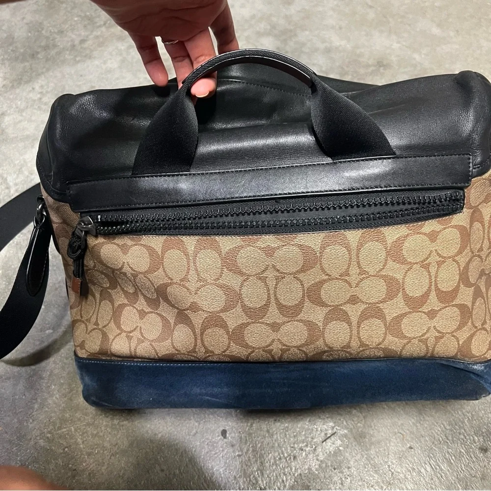 Coach Men's messenger bag - Picture 3 of 10